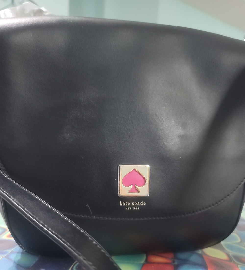 Kate Spade New York Doreen Black Leather Logo Flap Closure Crossbody Bag Pink